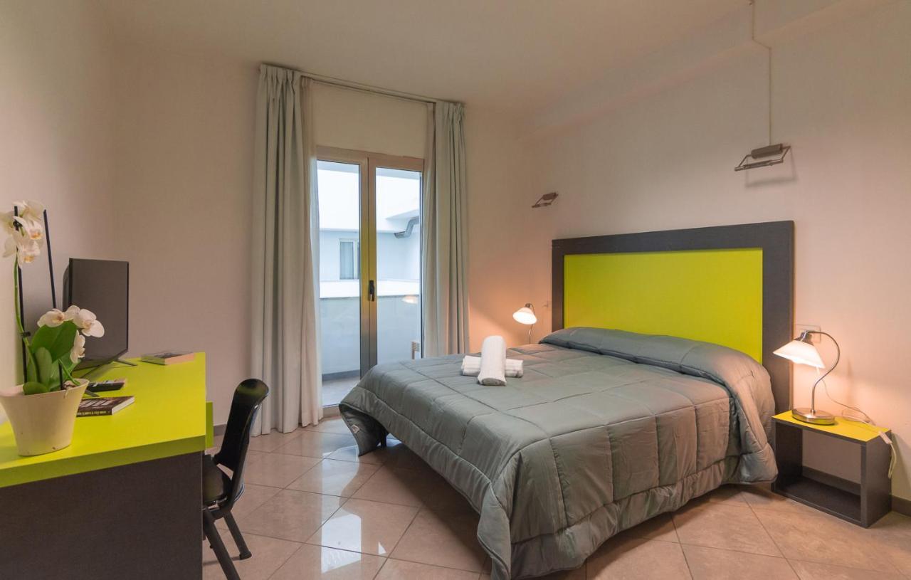 Delta Rooms Olbia Exteriör bild