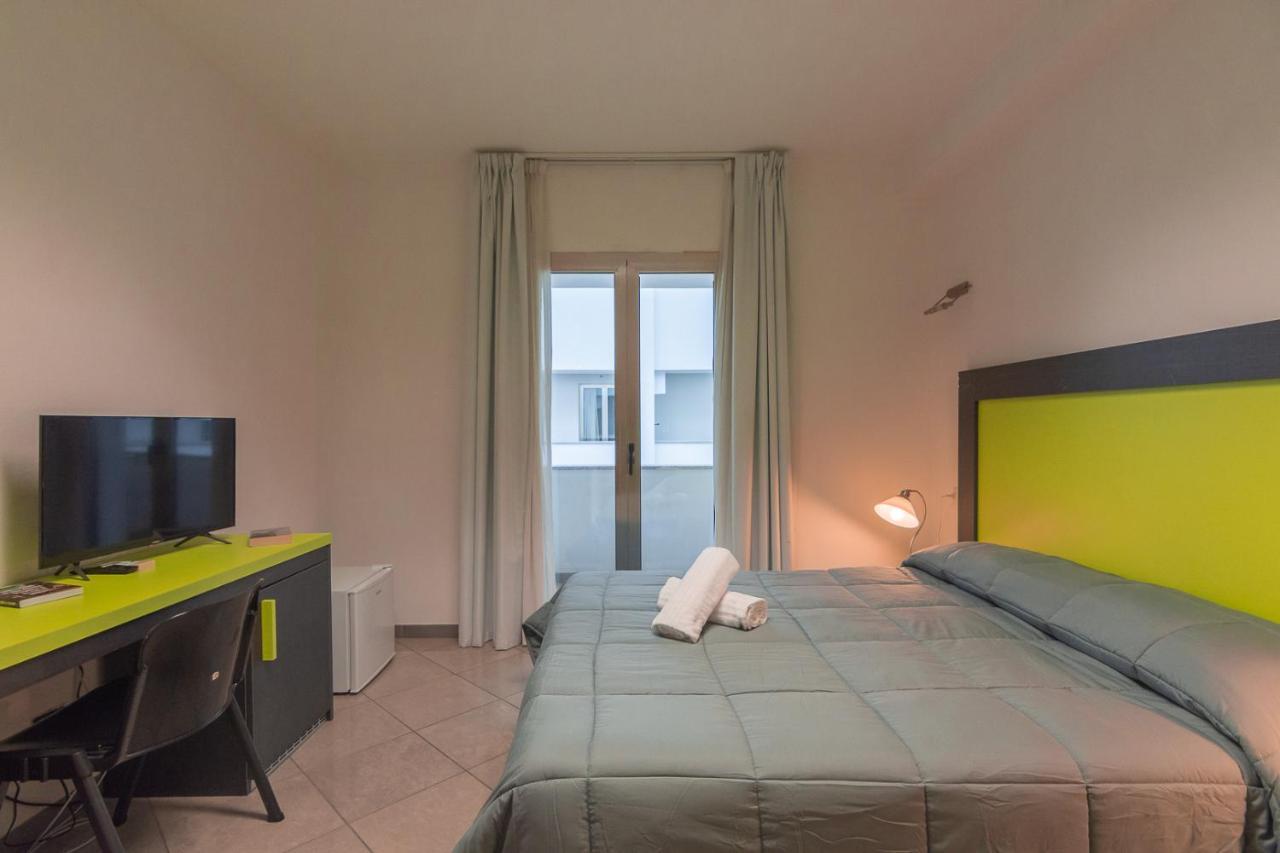 Delta Rooms Olbia Exteriör bild