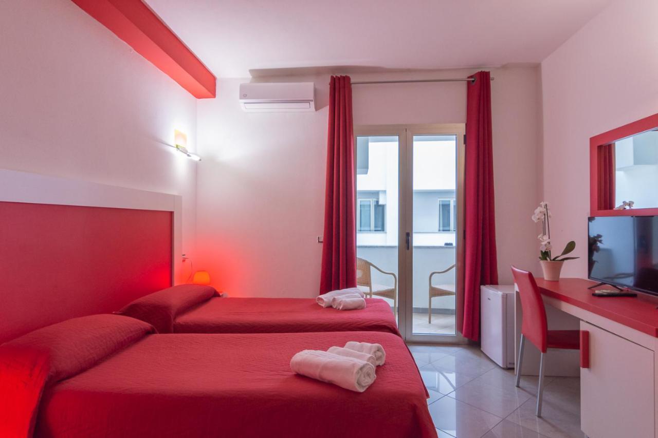 Delta Rooms Olbia Exteriör bild