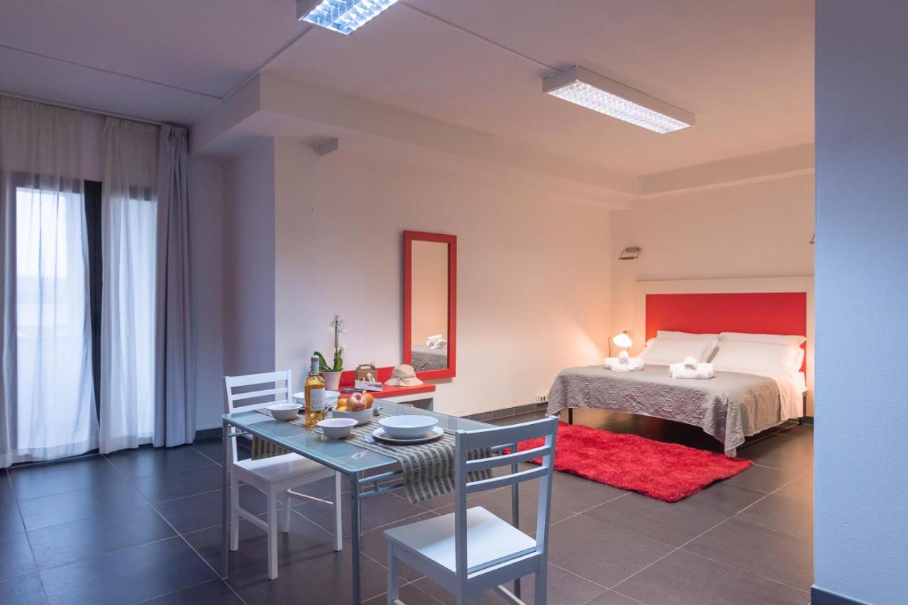 Delta Rooms Olbia Exteriör bild