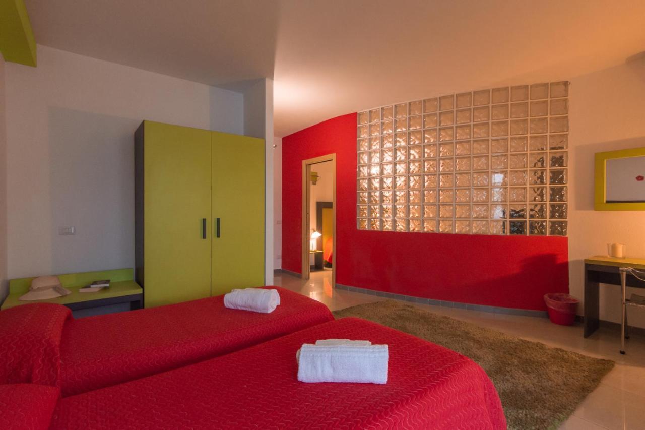 Delta Rooms Olbia Exteriör bild