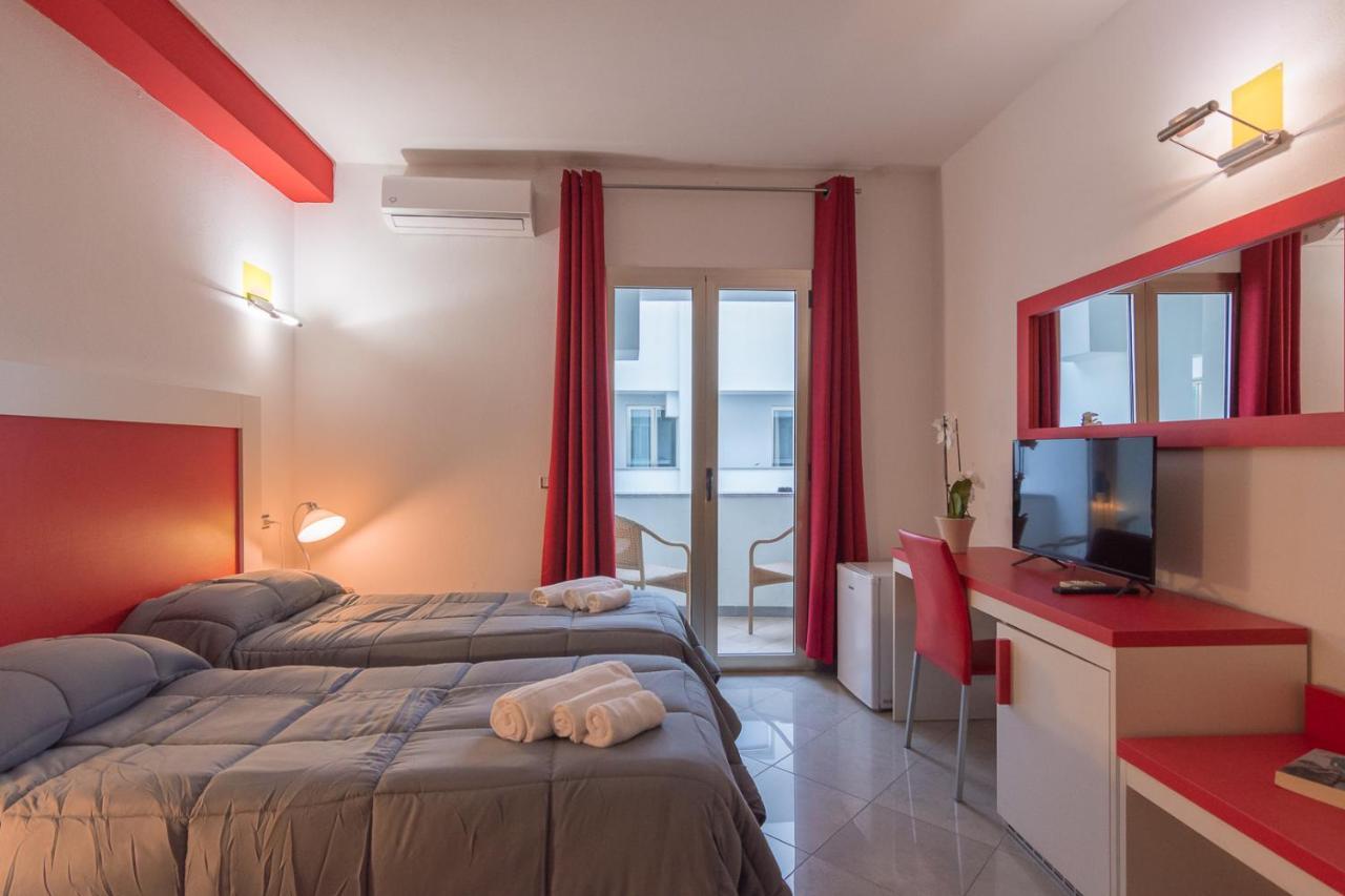 Delta Rooms Olbia Exteriör bild