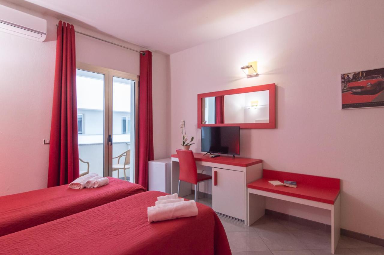 Delta Rooms Olbia Exteriör bild