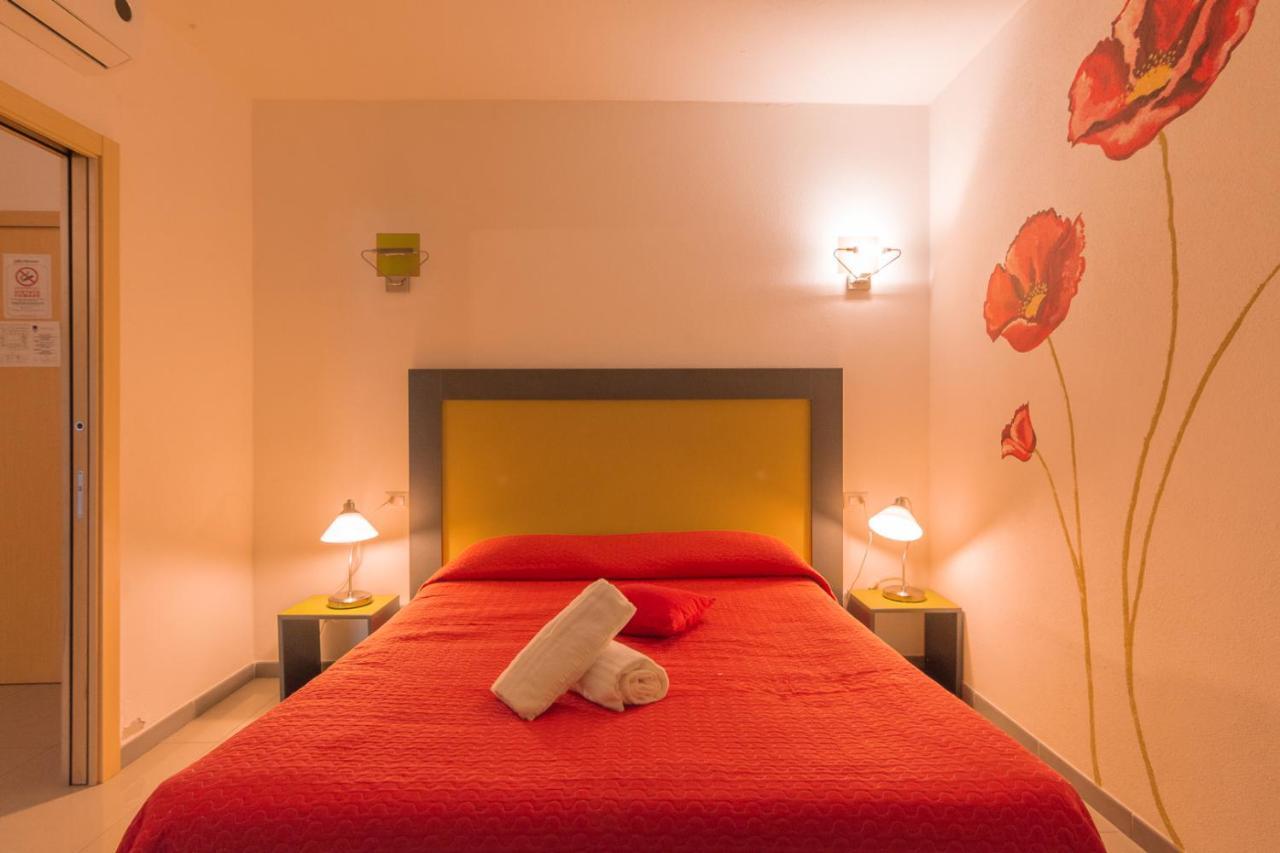 Delta Rooms Olbia Exteriör bild