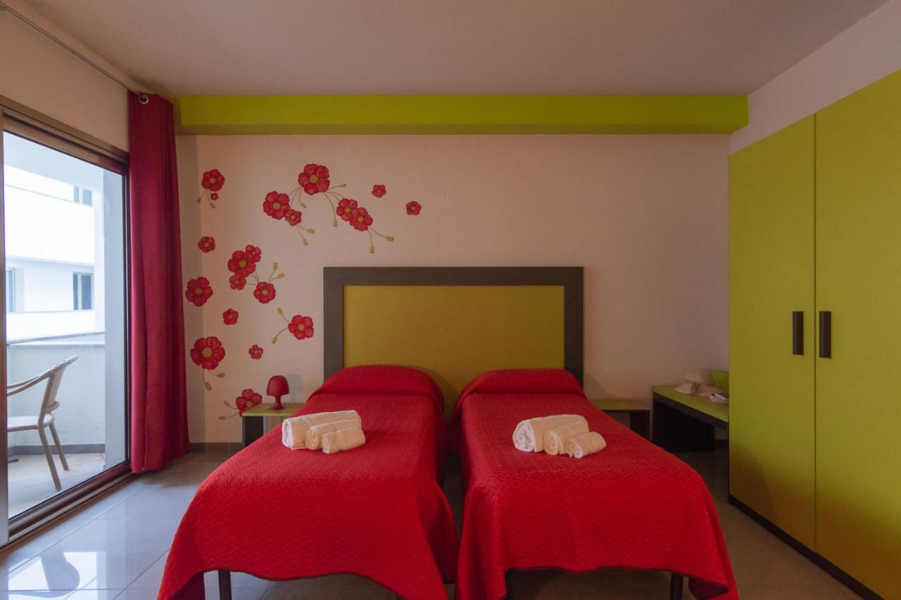 Delta Rooms Olbia Exteriör bild